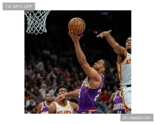 老鹰与太阳双双携连胜交锋，约翰逊与布克引领球队进攻