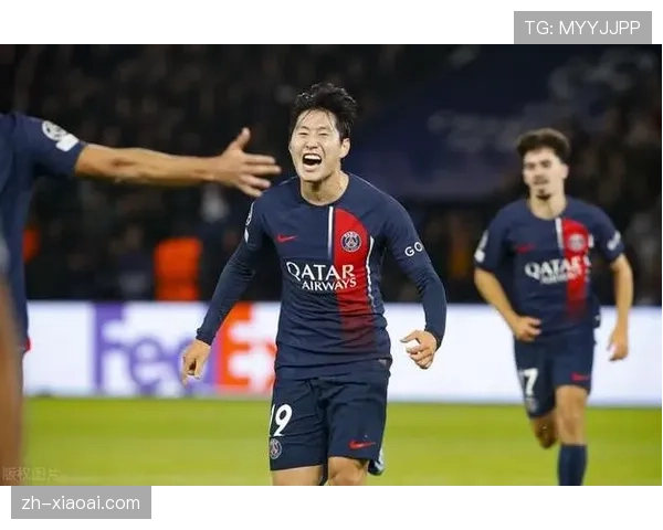 巴黎圣日耳曼排出433阵型,李刚仁首发